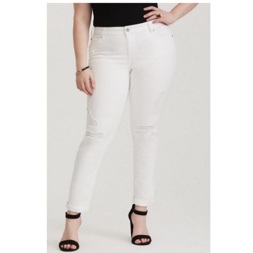 Torrid Vintage Stretch White Boyfriend Jeans Denim Size 18 Style 11259525